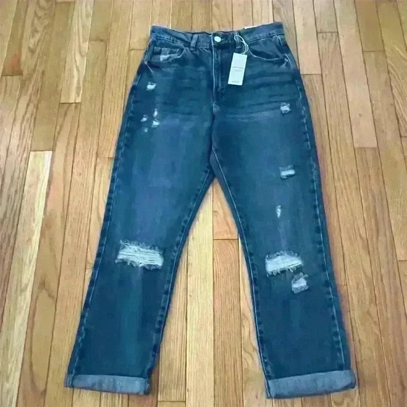 Ardene Women's Boyfriend Jeans Size 1 Dark Wash Blue - Picture 2 of 12